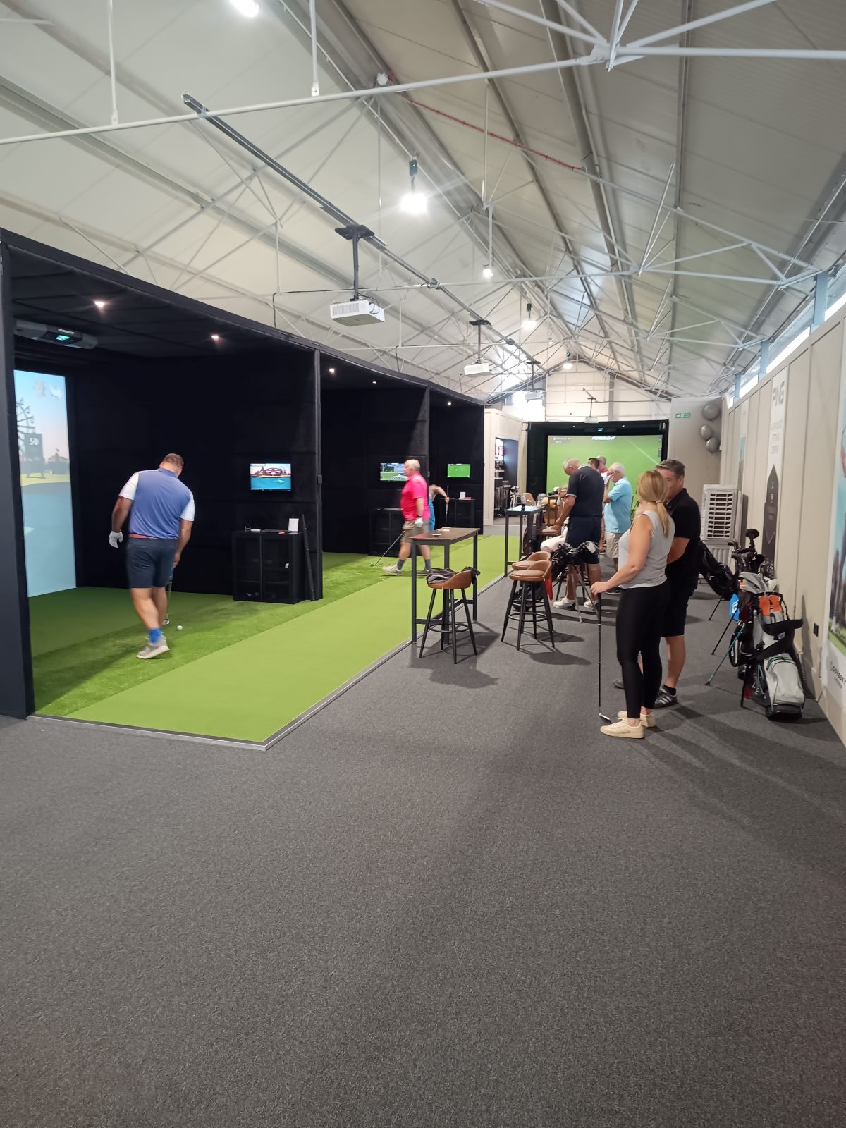 Golf Lounge Tortworth interior with simulator bays and lounge seating